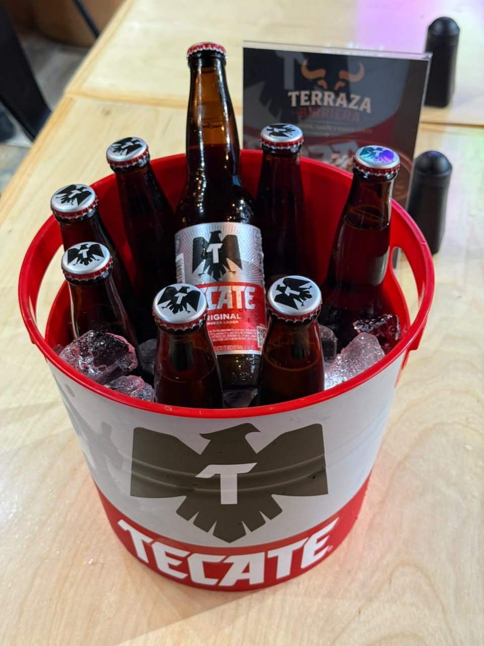 Cubeta cerveza 8pz