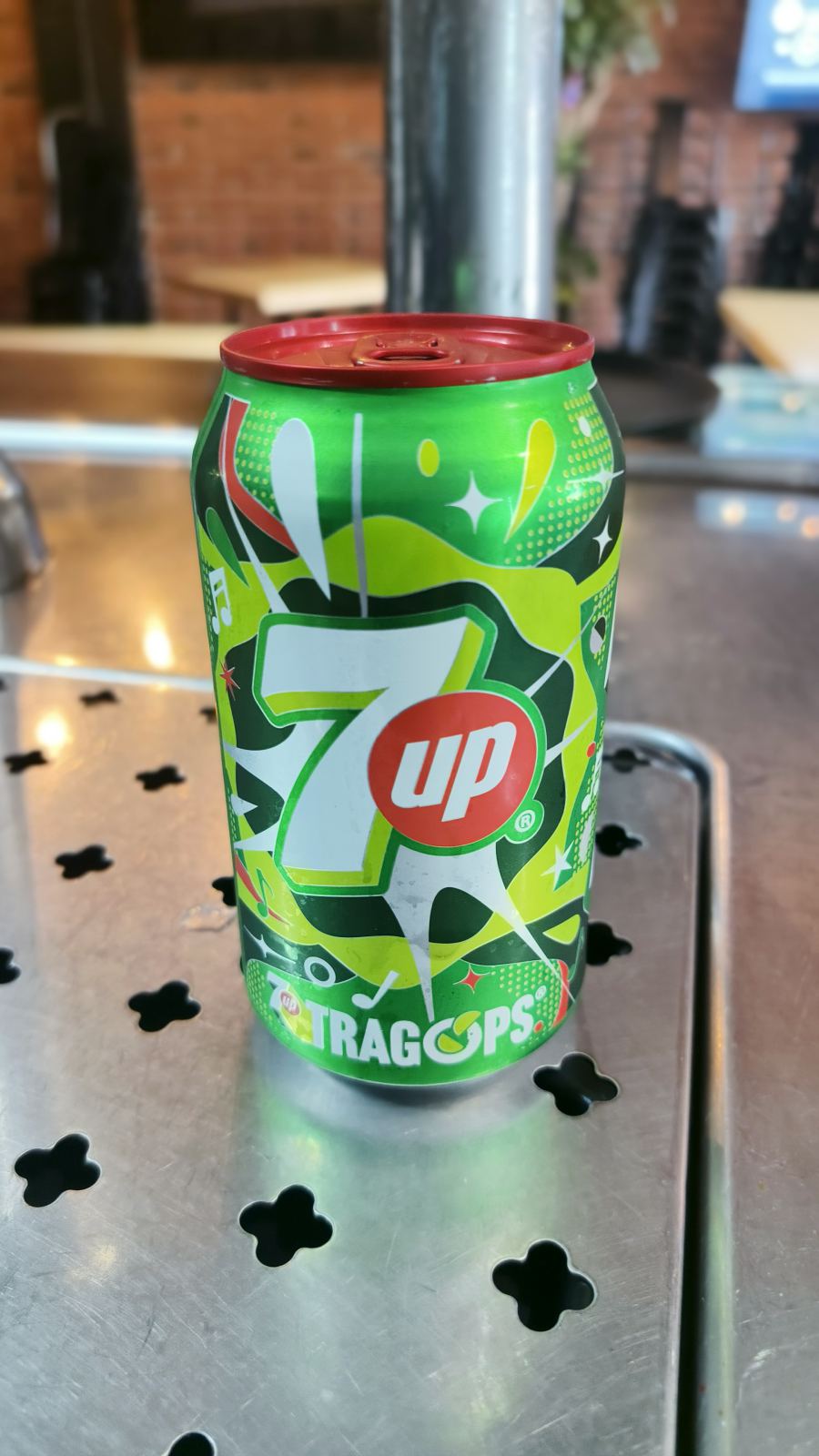 7UP